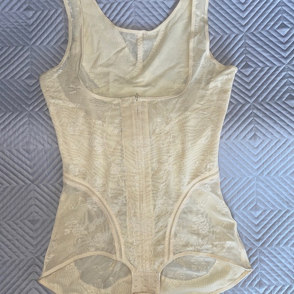 Body Suit Shapewear - Picture 3 of 4